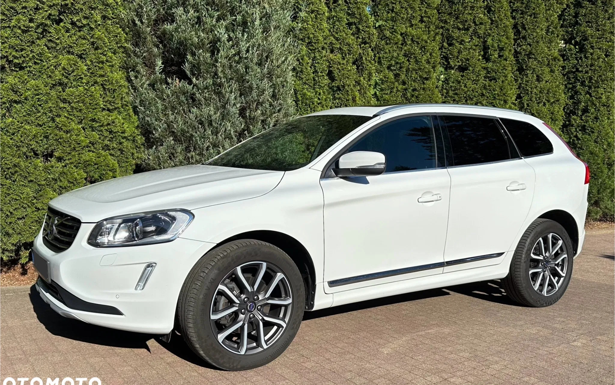 warszawa Volvo XC 60 cena 125000 przebieg: 159900, rok produkcji 2017 z Warszawa